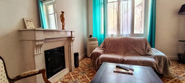 Maison de village individuelle - 5 Chambres - Garage et Atelier