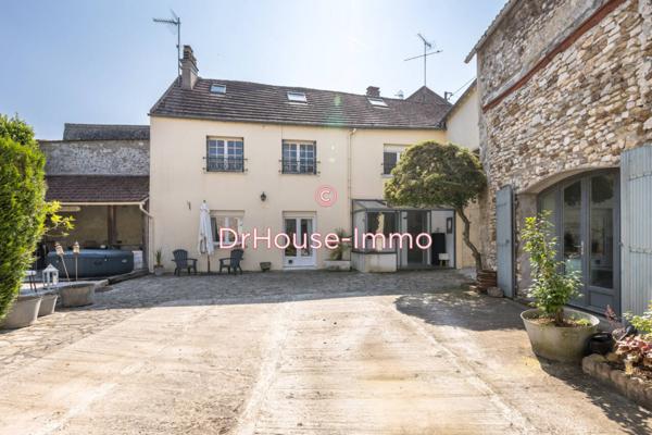 Maison à vendre 8 pièces de 165 m²