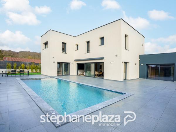 Villa 7 pièces 225 m2