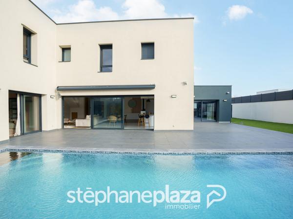 Villa 7 pièces 225 m2