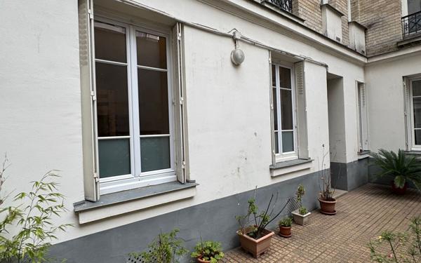 Appartement à vendre    2 pièces • 23,15 m2 Paris 19