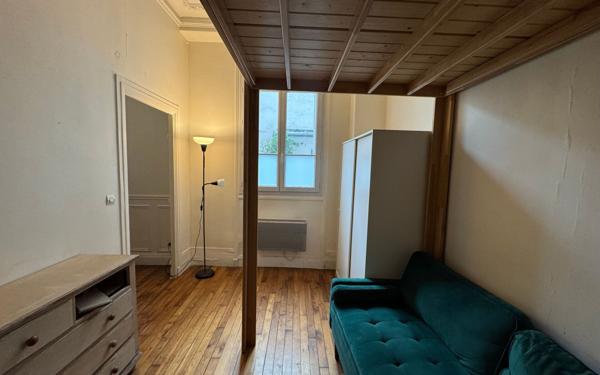 Appartement à vendre    2 pièces • 23,15 m2 Paris 19