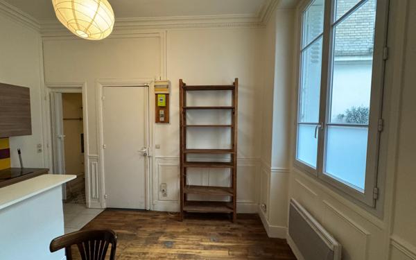 Appartement à vendre    2 pièces • 23,15 m2 Paris 19