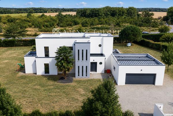 Villa d'Architecte Signature aux portes de Poitiers