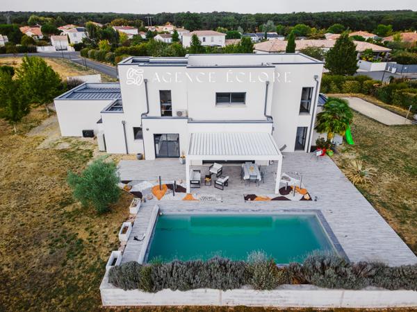 Villa d'Architecte Signature aux portes de Poitiers