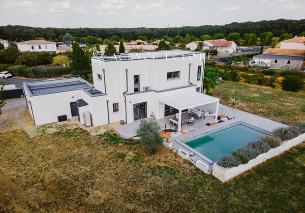 Villa d'Architecte Signature aux portes de Poitiers