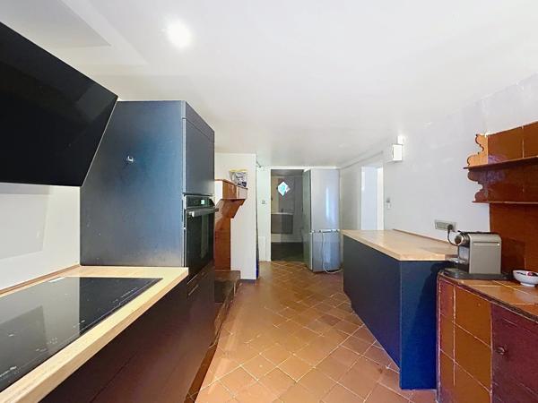 Appartement 3 pièces rénové au cœur de Perpignan