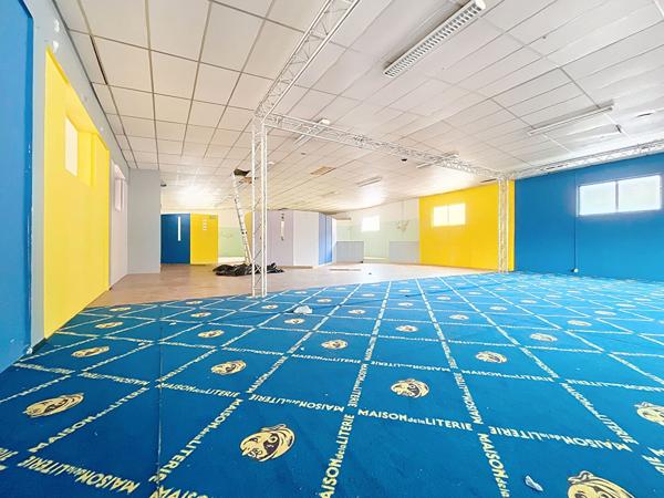 Local commercial 3428 m2