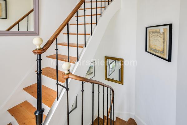 Maison 1870 avec beaucoup de cachet refaite à neuf