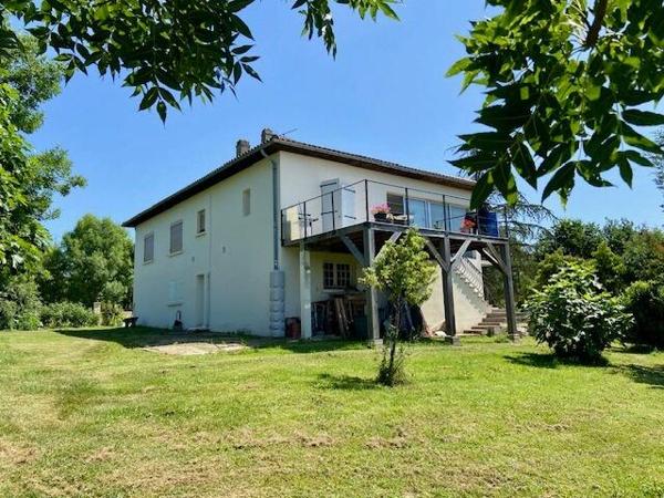 Fleurance - Magnifique vue Pyrénées - Belle maison rénovée avec sous-sol au cœur d'un parc
