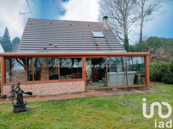 Maison 6 pièces de 111 m² à Viarmes (95270)