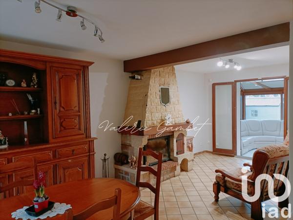 Maison 6 pièces de 111 m² à Viarmes (95270)