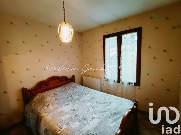 Maison 6 pièces de 111 m² à Viarmes (95270)