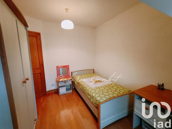 Maison 6 pièces de 111 m² à Viarmes (95270)