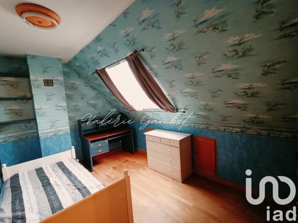 Maison 6 pièces de 111 m² à Viarmes (95270)