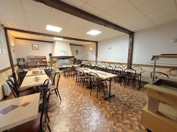 Bar Tabac Hôtel Restaurant avec fort potentiel à Gastins