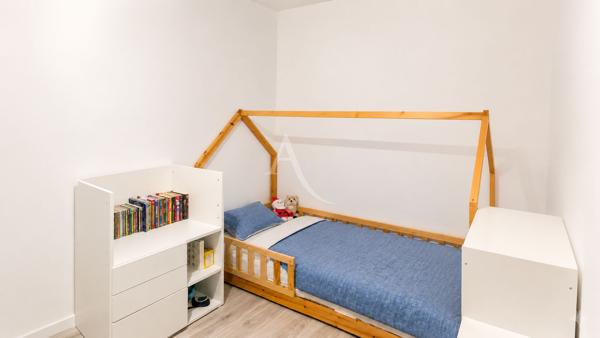 Brou-sur-Chantereine - Appartement récent de 2022 - 3 pièces avec balcon, parking et potager partagé
