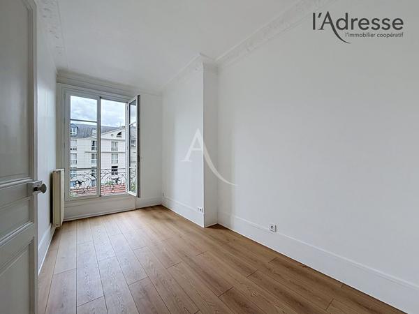 SURESNES CENTRE - APPARTEMENT DE CHARME ENTIÈREMENT RÉNOVÉ - 3 pièces 64m²