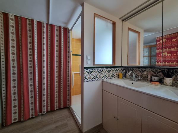 SAINT-SÉBASTIEN-SUR-LOIRE LE DOUET Maison 7 pièce(s) - 129m2
