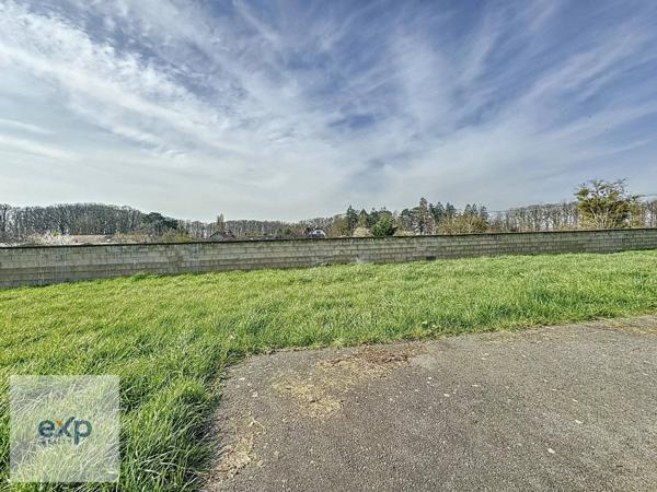 Maison : 10 pièces : sept chambres : 240 m² : 9961 m² de terrain