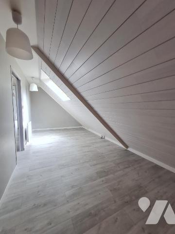 A VENDRE REGUINY Maison à proximité des commerces