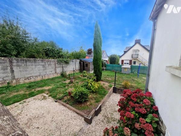 A VENDRE REGUINY Maison à proximité des commerces