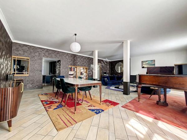 Appartement à vendre, centre ville Ancenis, 2 chambres, très grande pièce de vie