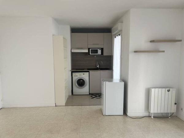 Appartement 1 pièce                                        - 44000 Nantes Réf : 12413