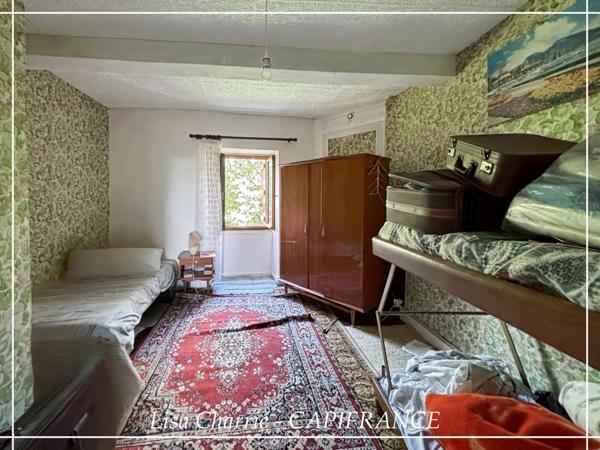 Maison de village à vendre 6 pièces de 166 m2 habitables avec cour et cave proche de NOGARO (32)