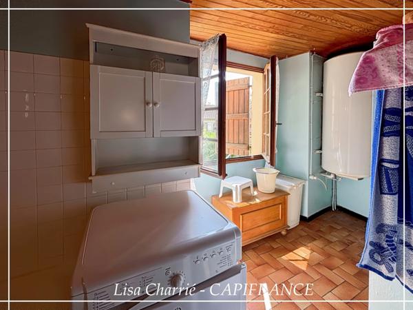 Maison de village à vendre 6 pièces de 166 m2 habitables avec cour et cave proche de NOGARO (32)