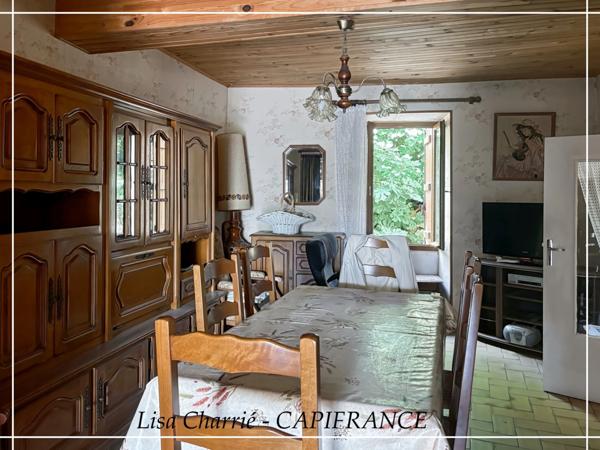 Maison de village à vendre 6 pièces de 166 m2 habitables avec cour et cave proche de NOGARO (32)