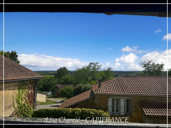 Maison de village à vendre 6 pièces de 166 m2 habitables avec cour et cave proche de NOGARO (32)