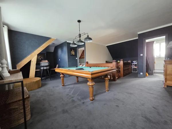 A VENDRE Elégante maison familiale 4 chambres proche centre