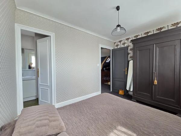 A VENDRE Elégante maison familiale 4 chambres proche centre