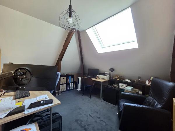 A VENDRE Elégante maison familiale 4 chambres proche centre