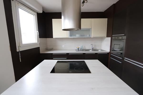 Appartement meublé à Orleans 2 pièce(s) 47 m2 avec parking privatif