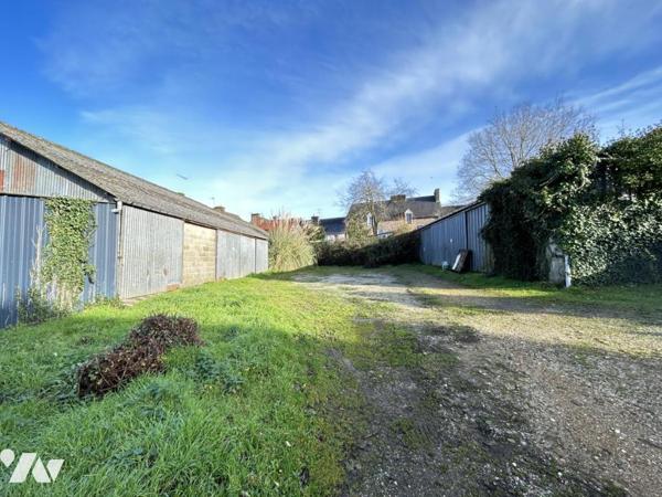 immeuble mixte professionnel et appartement à vendre à guer 56 morbihan