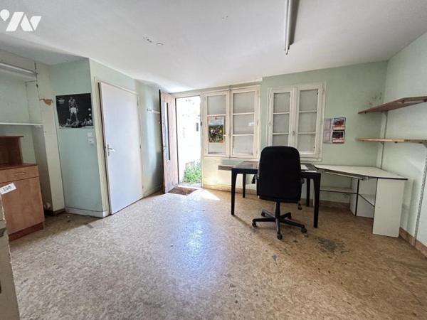 immeuble mixte professionnel et appartement à vendre à guer 56 morbihan