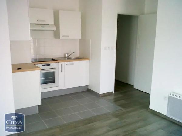Appartement à louer 3 pièces 58.8m² Trélazé (49800)