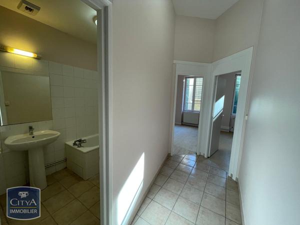 Appartement à louer 3 pièces 79.25m²