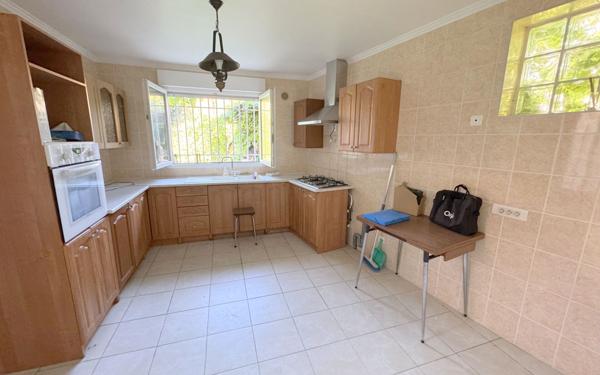 Maison à vendre    3 pièces •  Bobigny