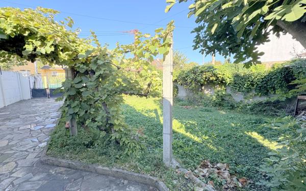 Maison à vendre    3 pièces •  Bobigny