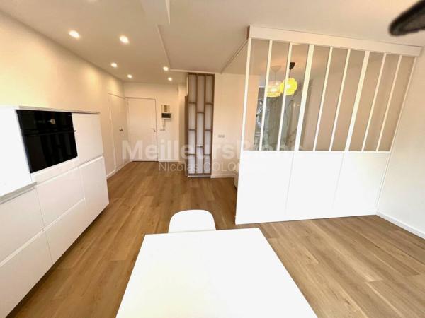 Magnifique Appartement de type Studio avec coin nuit!