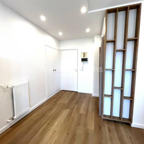 Magnifique Appartement de type Studio avec coin nuit!