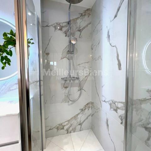 Magnifique Appartement de type Studio avec coin nuit!