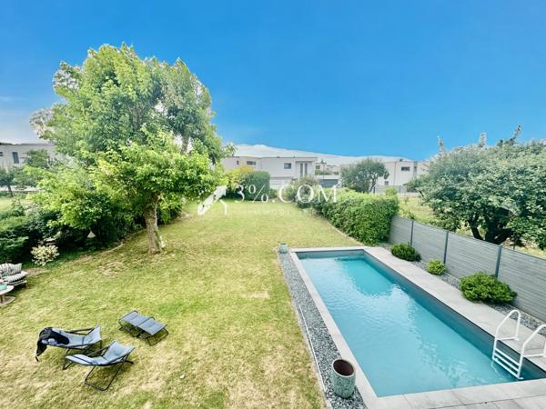 Maison 5 pièce(s) 3 chambre(s) 131 m²