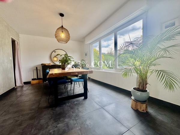 Maison 5 pièce(s) 3 chambre(s) 131 m²