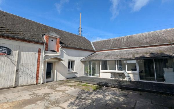 Maison à vendre    4 pièces • 147,23 m2 Ingré