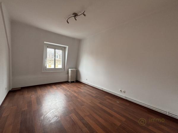 Appartement à CAMBRAI (59400)
