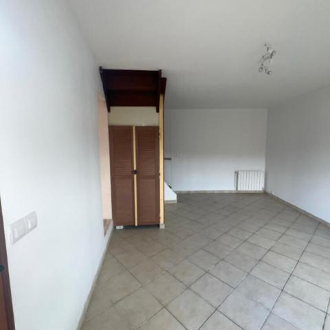 Entre SAINT-REMY-SUR-AVRE et DREUX  - Maison à louer de 76 m², dépendance, garage et jardin